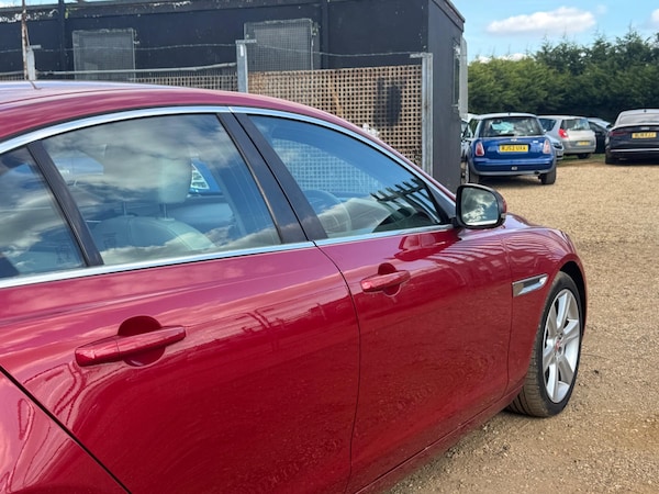 Used Jaguar XE 2016 for sale - 75002370: Photo 8
