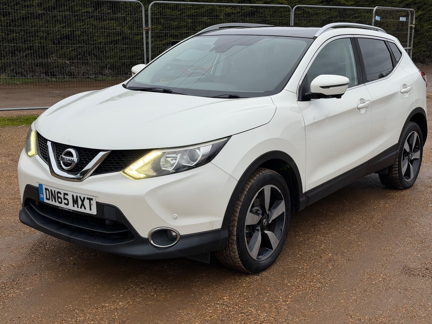 Used Nissan Qashqai for sale - 76727580: Photo 33