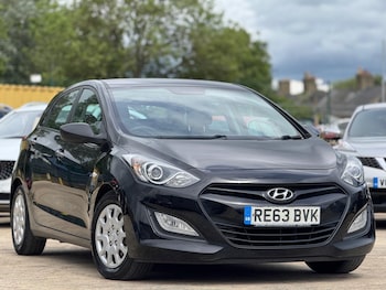 Used Hyundai i30 2013 for sale - 78810382: Photo