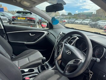 Used Hyundai i30 2013 for sale - 78810382: Photo