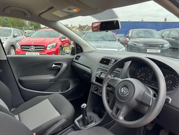 Used Volkswagen Polo 2010 for sale - 79279268: Photo