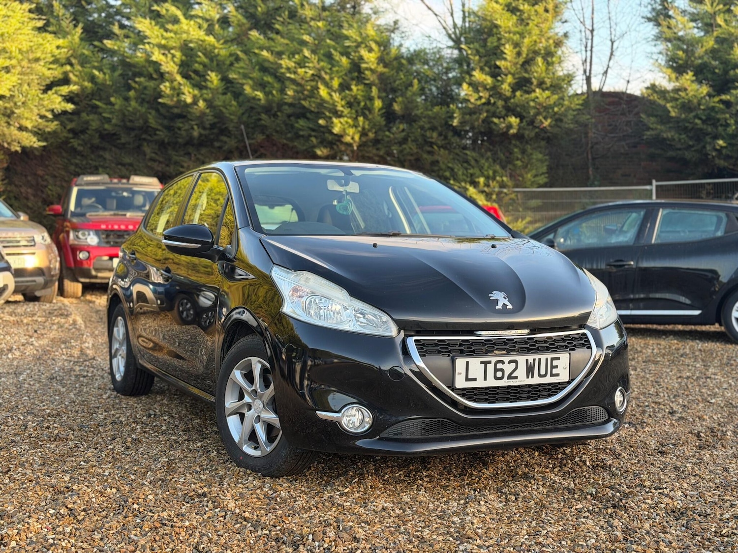 Used Peugeot 208 2013 for sale - 77016687: Photo 14