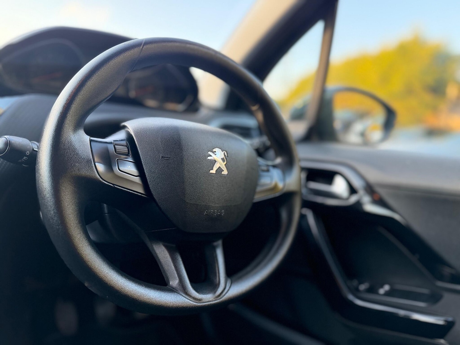 Used Peugeot 208 2013 for sale - 77016687: Photo 25