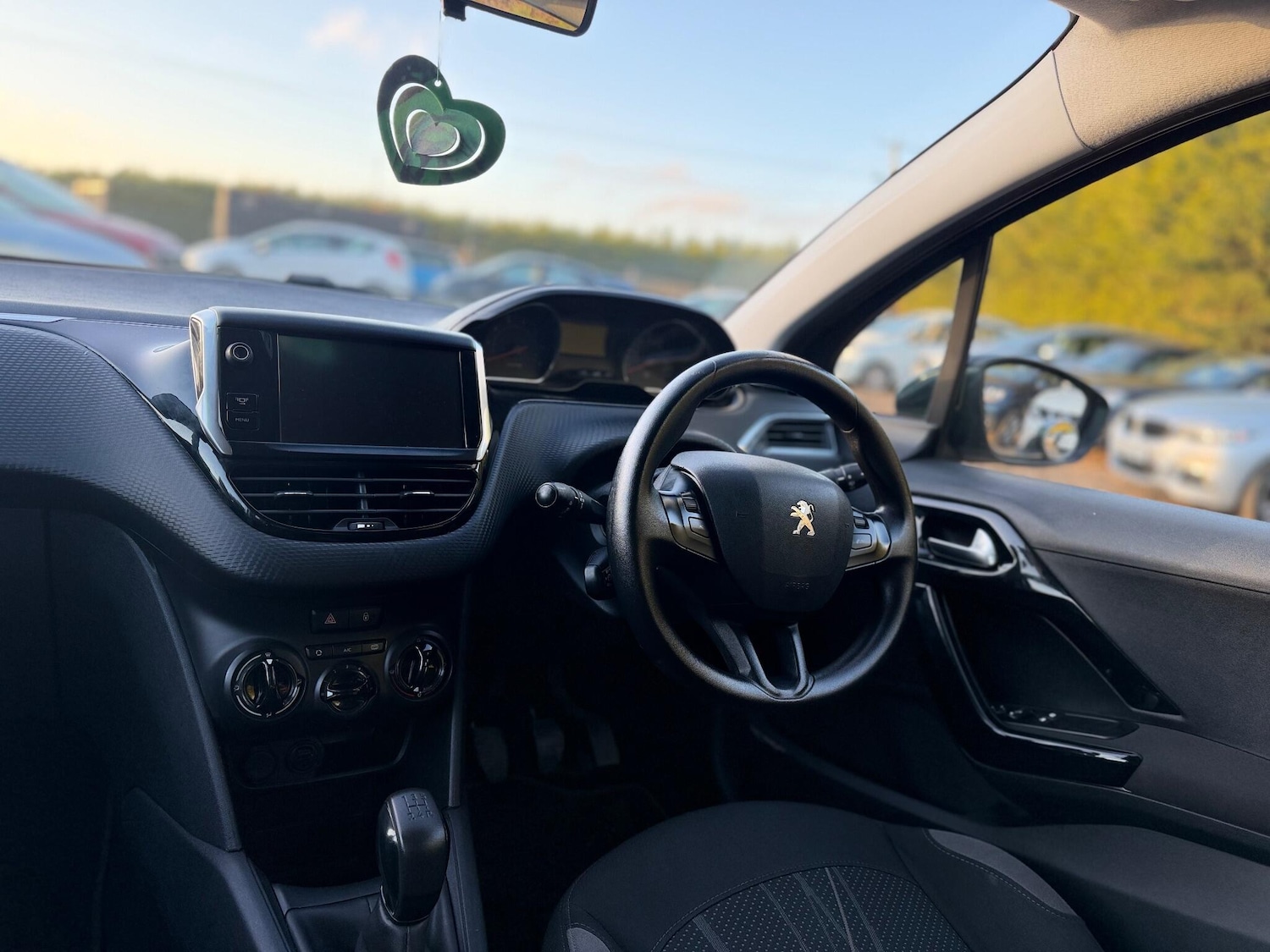 Used Peugeot 208 2013 for sale - 77016687: Photo 33