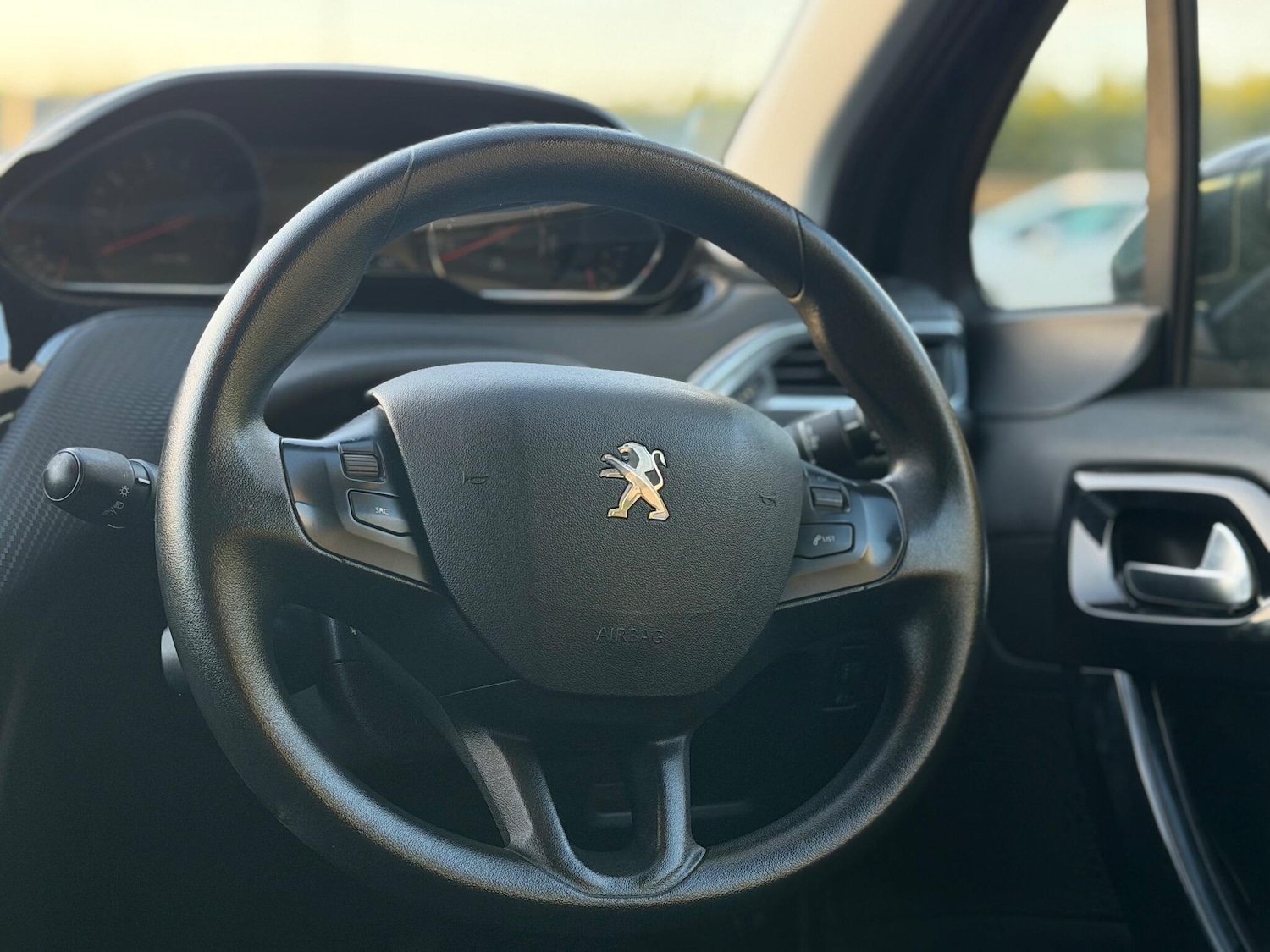 Used Peugeot 208 2013 for sale - 77016687: Photo 34