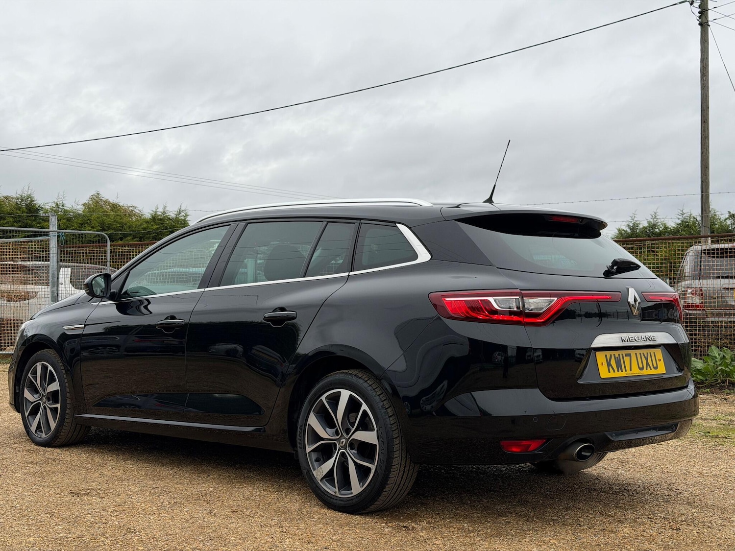 Used Renault Megane 2017 for sale - 76380851: Photo 12