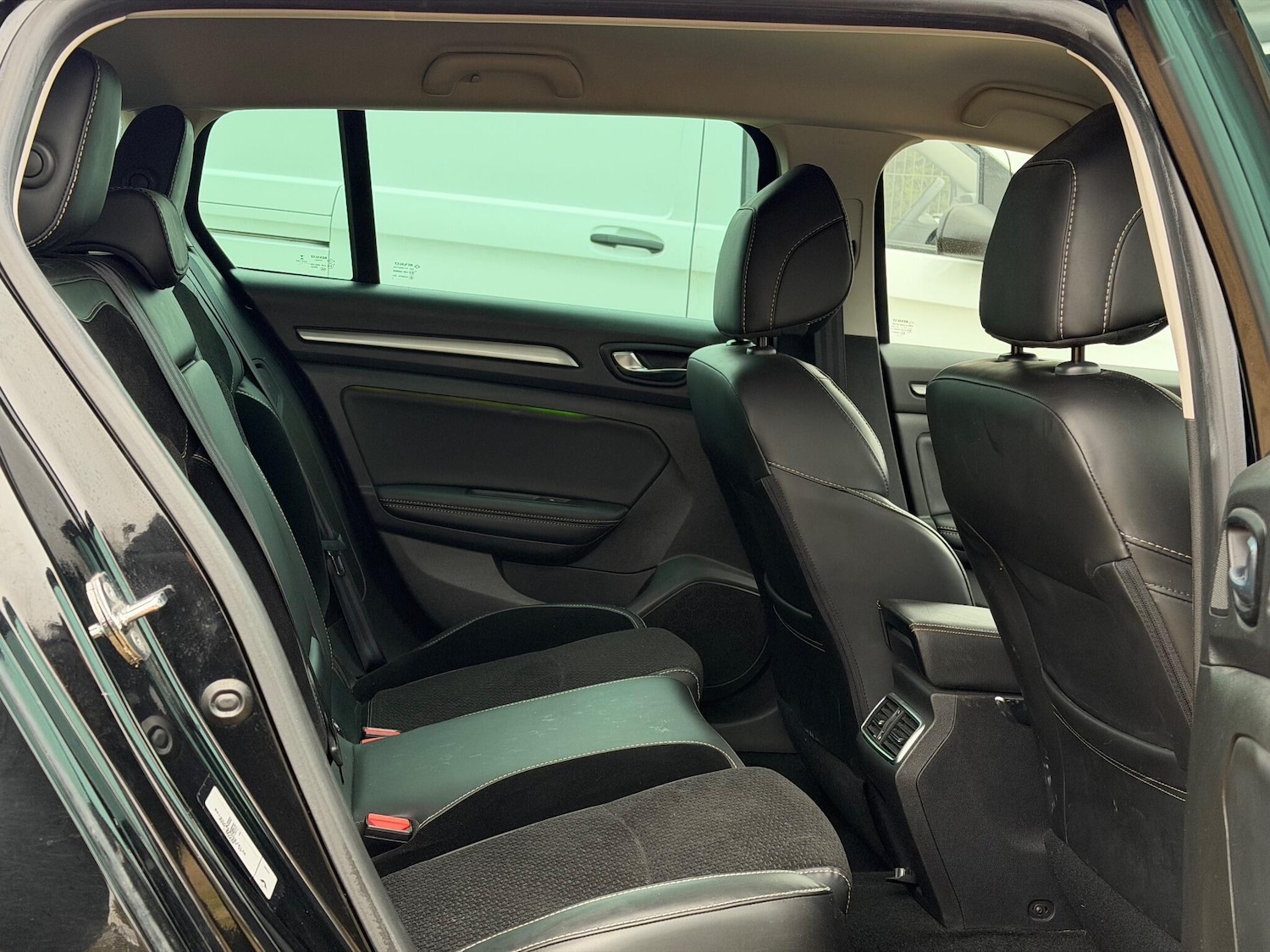 Used Renault Megane 2017 for sale - 76380851: Photo 21