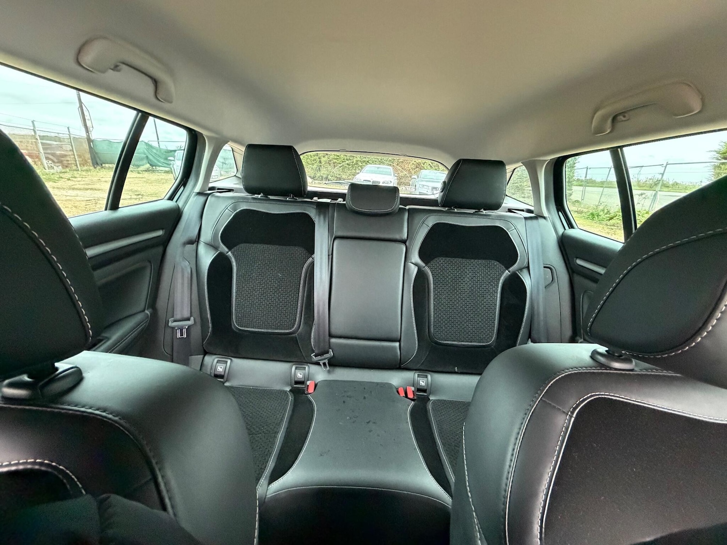 Used Renault Megane 2017 for sale - 76380851: Photo 31