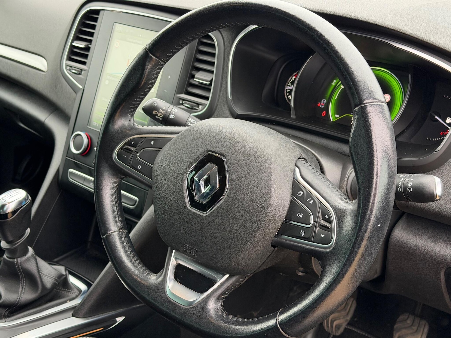 Used Renault Megane 2017 for sale - 76380851: Photo 4