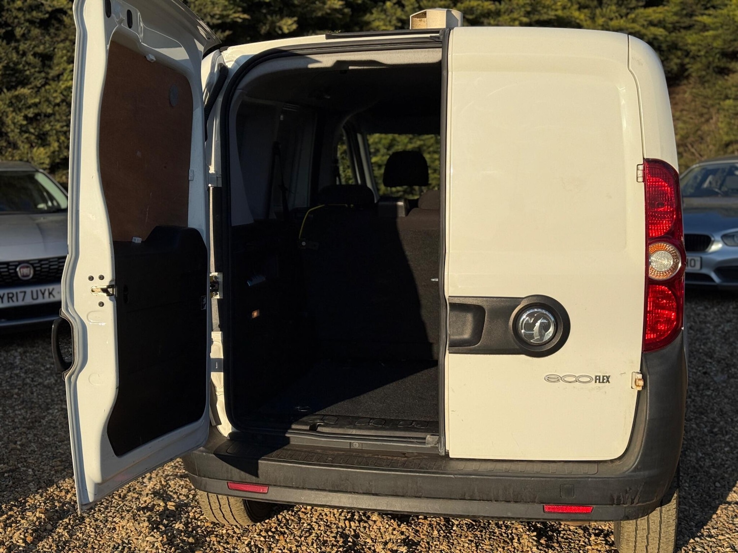 Used Vauxhall Combo 2014 for sale - 78147948: Photo 12