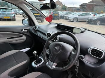 Used Citroen C3 Picasso 2010 for sale - 79621603: Photo