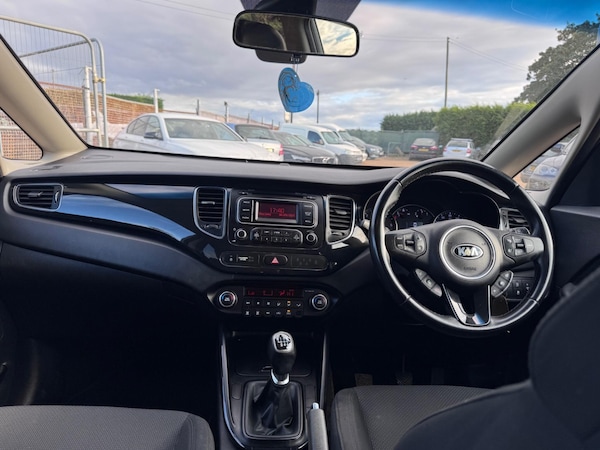 Used Kia Carens 2014 for sale - 75808975: Photo 28