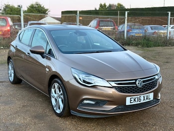 Used Vauxhall Astra 2016 for sale - 77799335: Photo