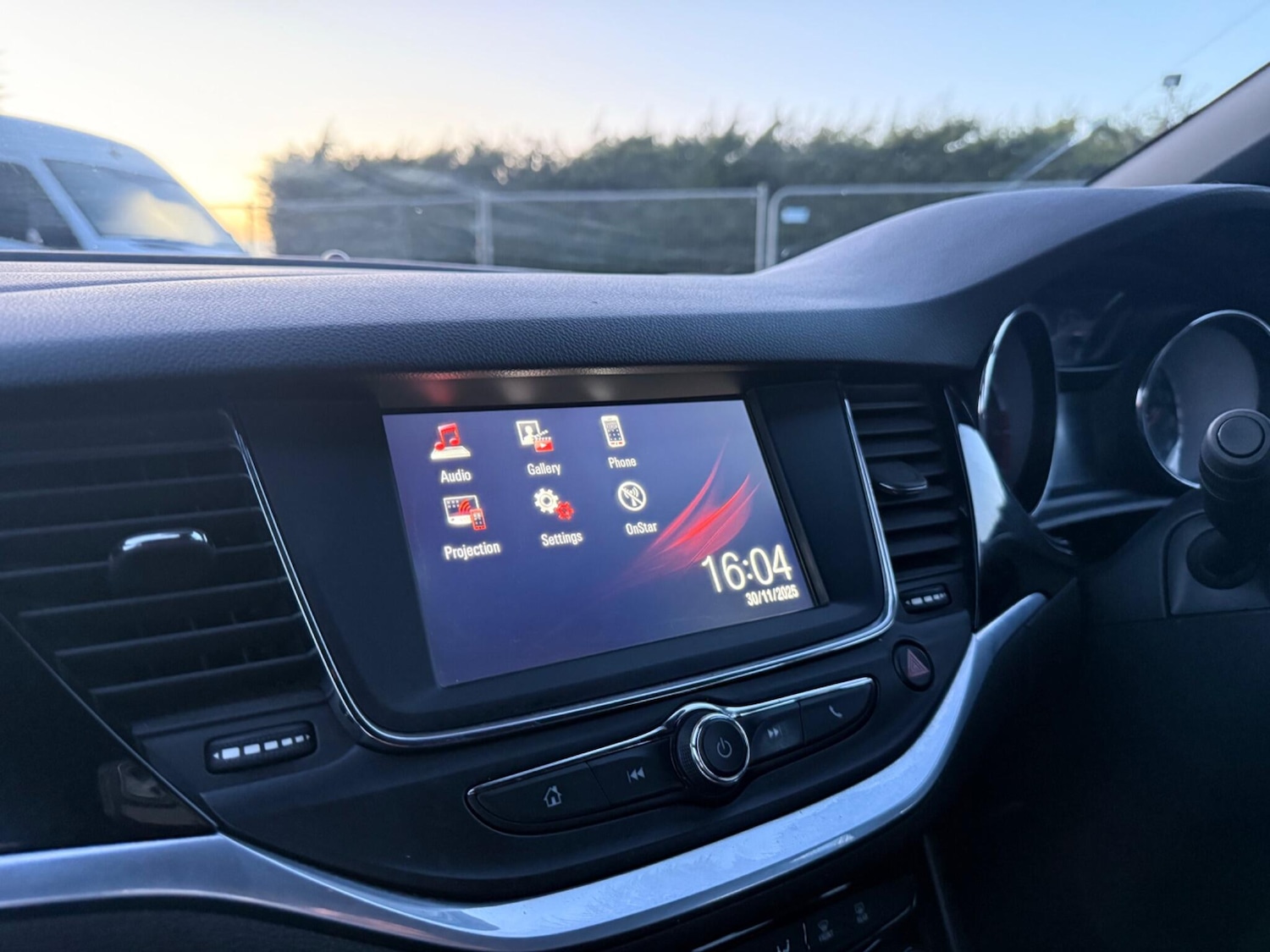 Used Vauxhall Astra 2016 for sale - 77799335: Photo 4