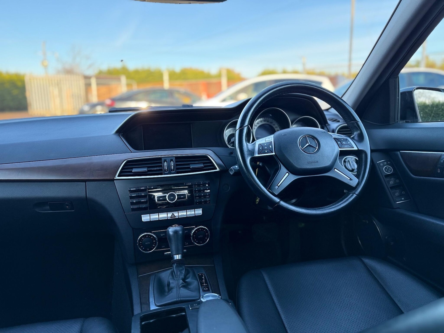 Used Mercedes-Benz C Class for sale - 77271389: Photo 4