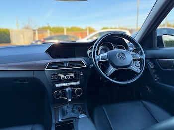 Used Mercedes-Benz C Class 2011 for sale - 77271389: Photo