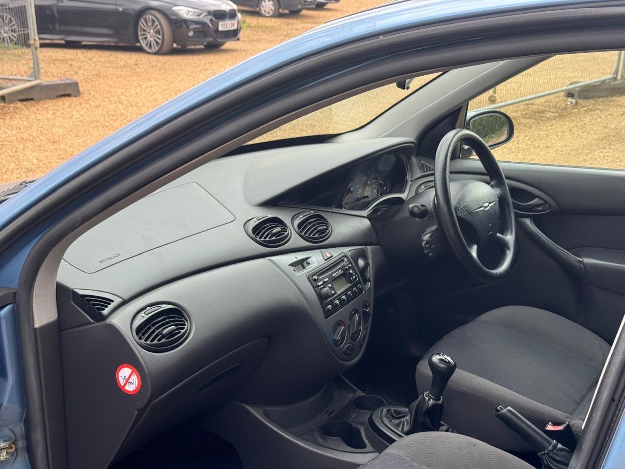 Used Ford Focus 2002 for sale - 76377772: Photo 14