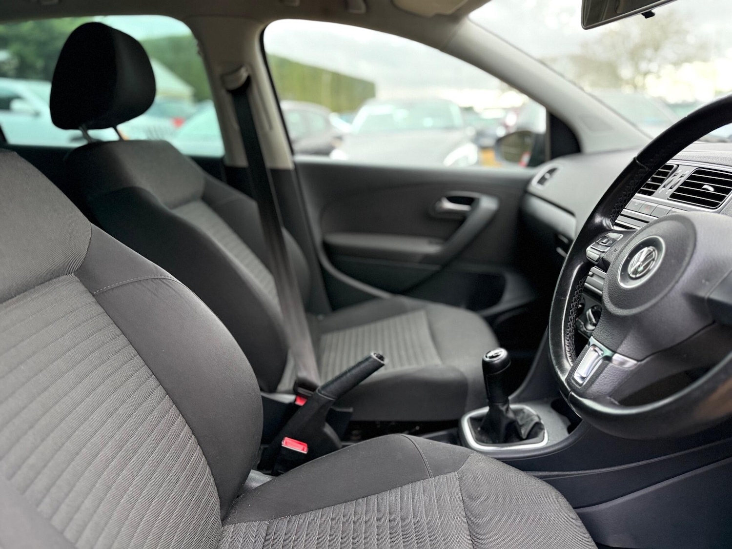 Used Volkswagen Polo 2012 for sale - 76936506: Photo 3