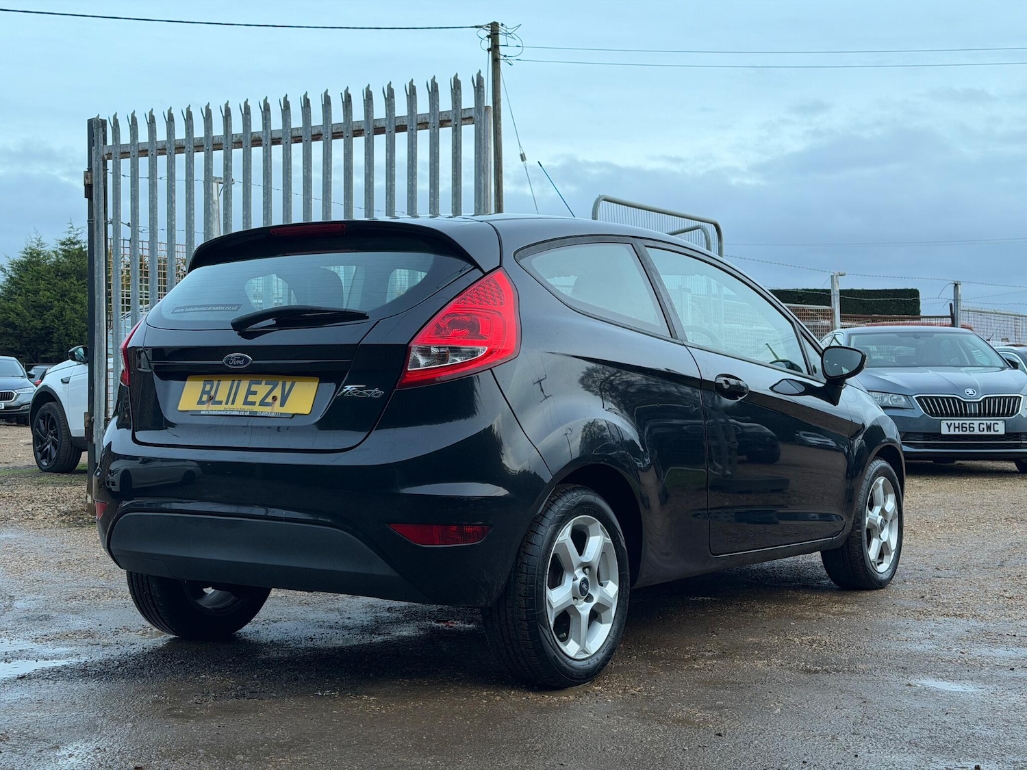 Used Ford Fiesta 2011 for sale - 76561850: Photo 4