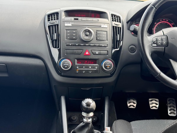 Used Kia Ceed 2010 for sale - 75577461: Photo 27