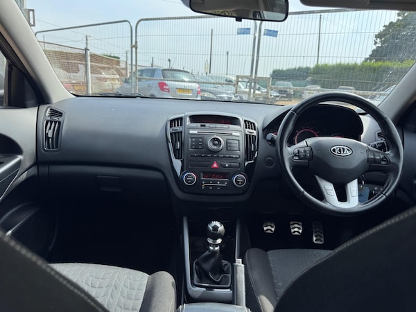 Used Kia Ceed 2010 for sale - 75577461: Photo 29