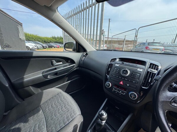 Used Kia Ceed 2010 for sale - 75577461: Photo 5
