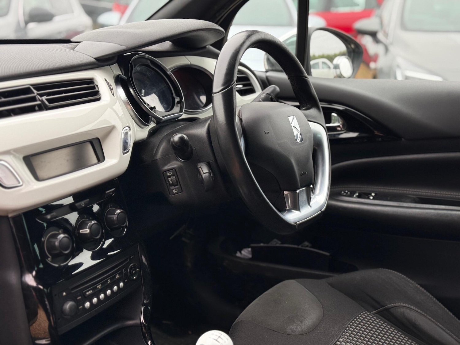 Used Citroen DS3 2011 for sale - 77271357: Photo 16