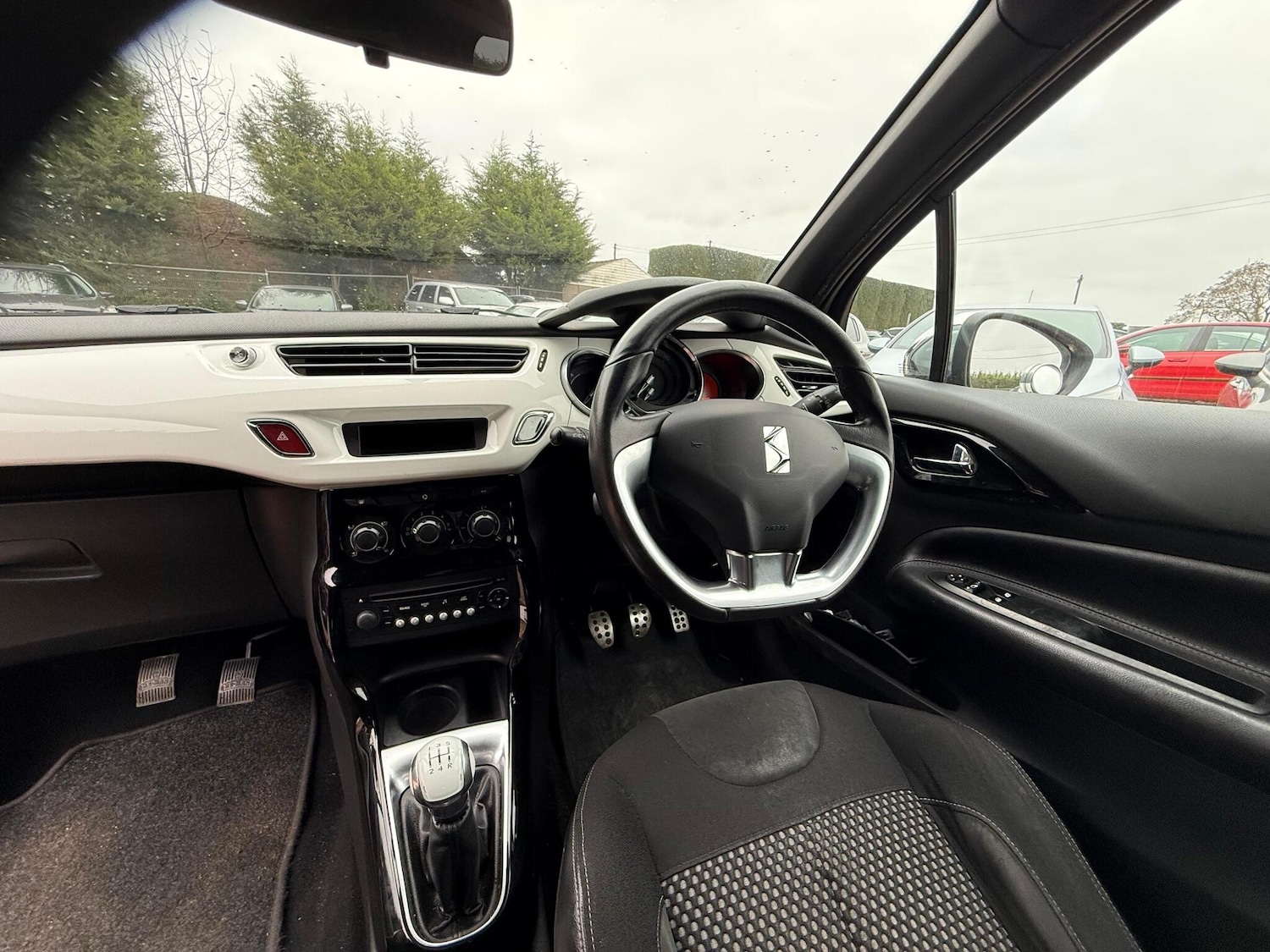 Used Citroen DS3 2011 for sale - 77271357: Photo 9