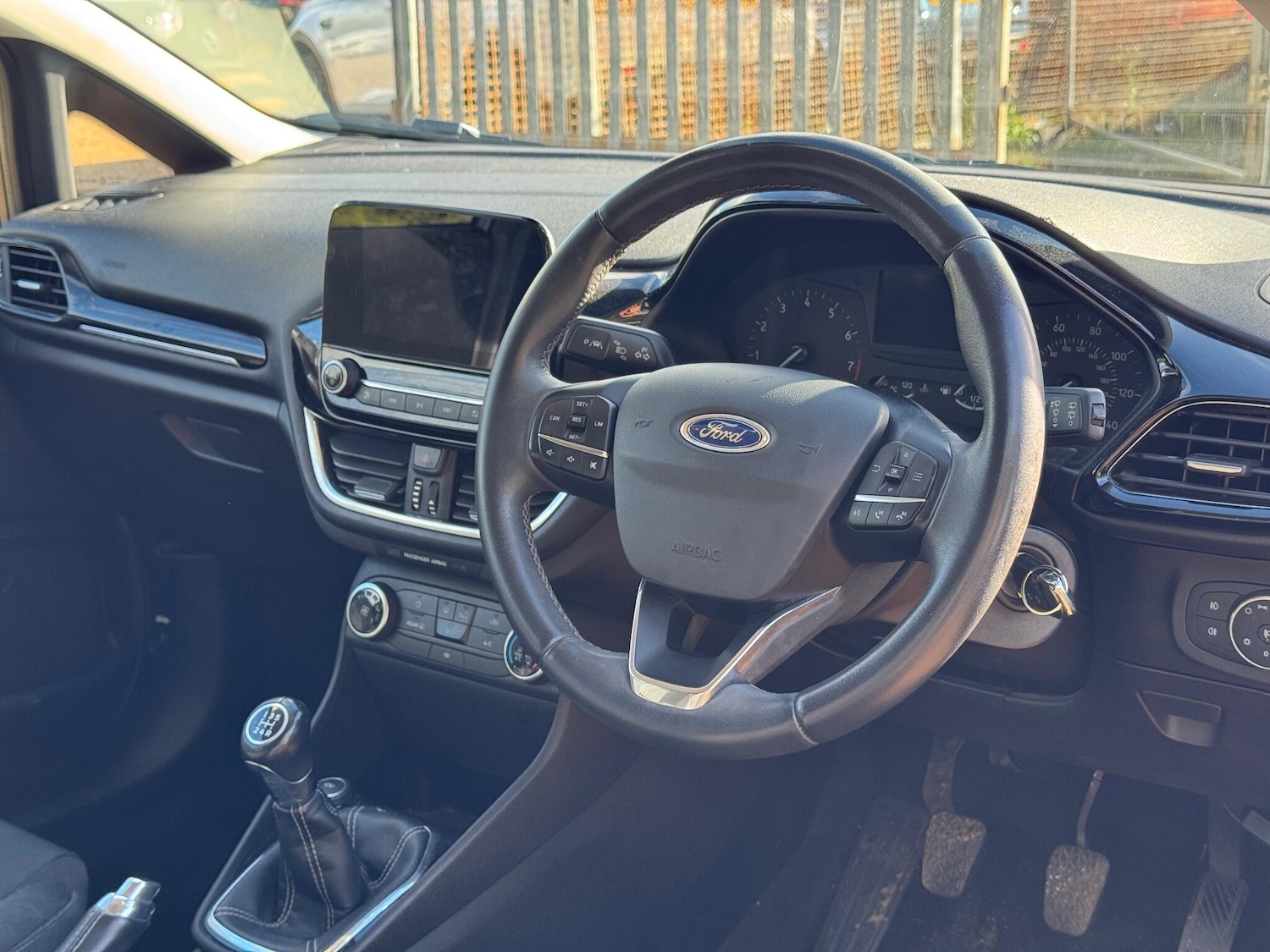 Used Ford Fiesta 2018 for sale - 76349665: Photo 24