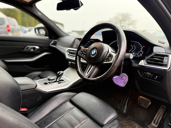 Used BMW 3 Series 2019 for sale - 78562358: Photo