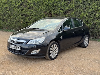 Used Vauxhall Astra 2012 for sale - 75520355: Photo