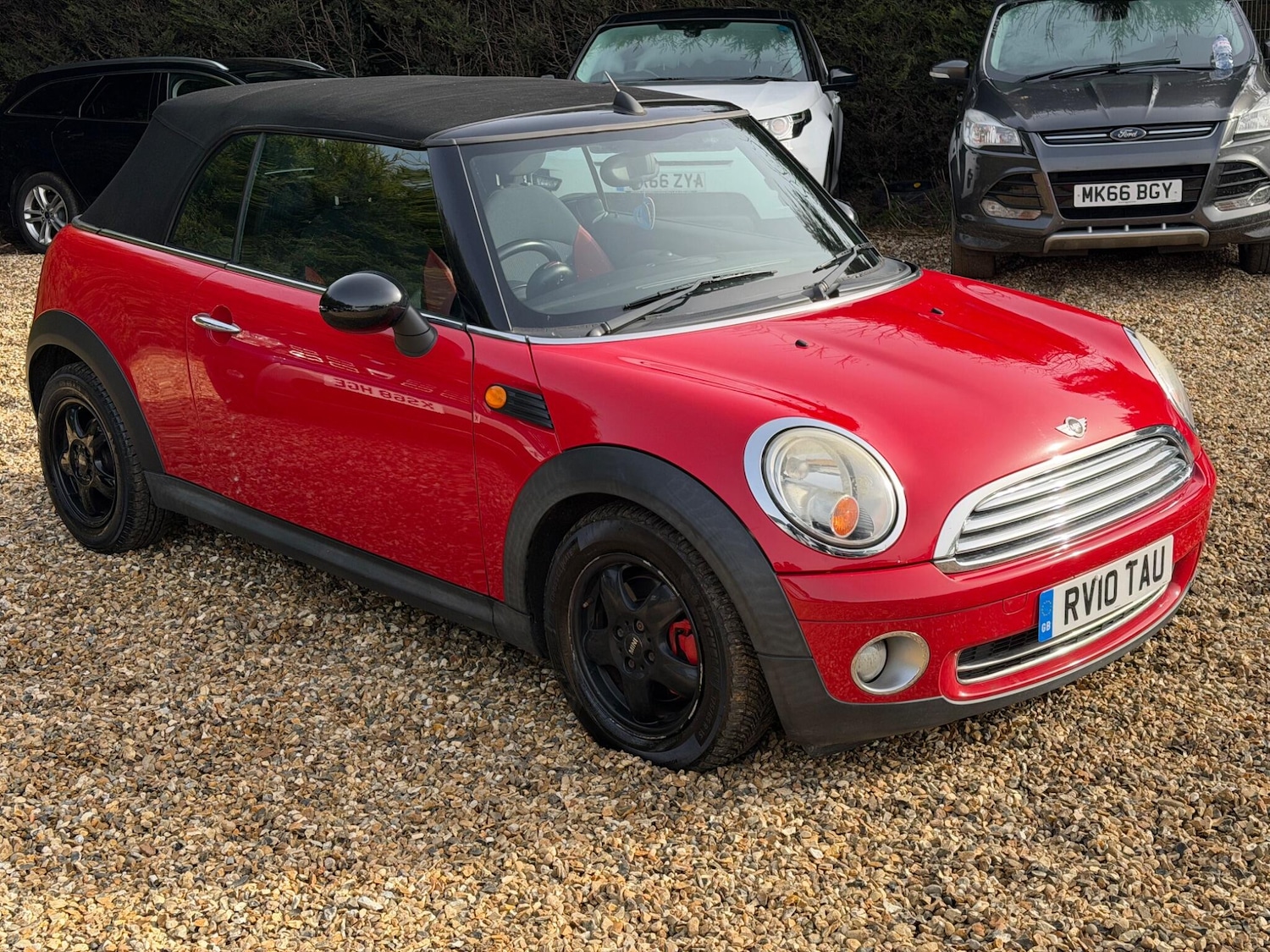 Used MINI Convertible 2010 for sale - 77586638: Photo 11