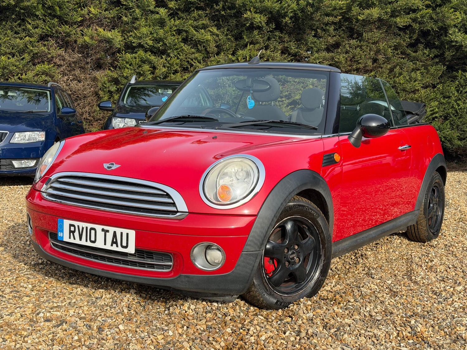 Used MINI Convertible 2010 for sale - 77586638: Photo 12