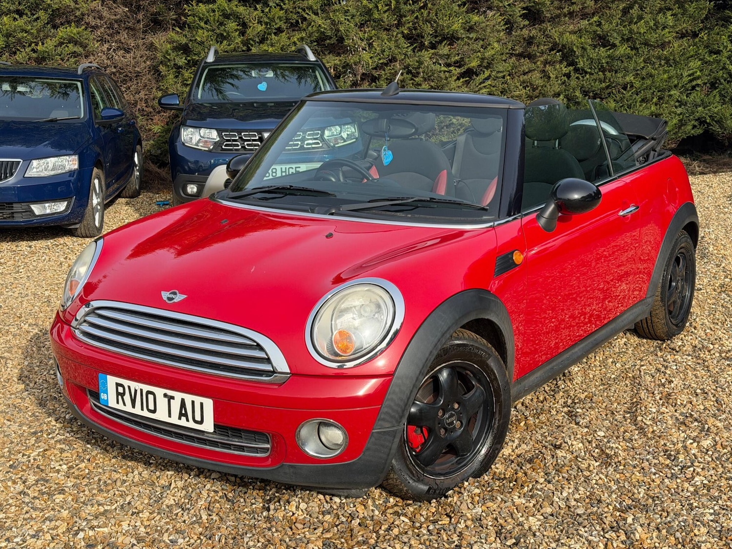 Used MINI Convertible 2010 for sale - 77586638: Photo 4