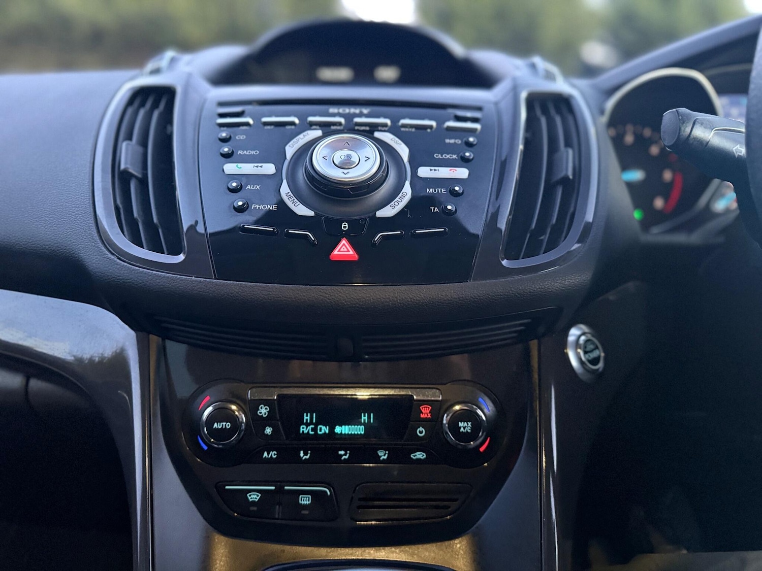 Used Ford Kuga 2013 for sale - 77109089: Photo 40