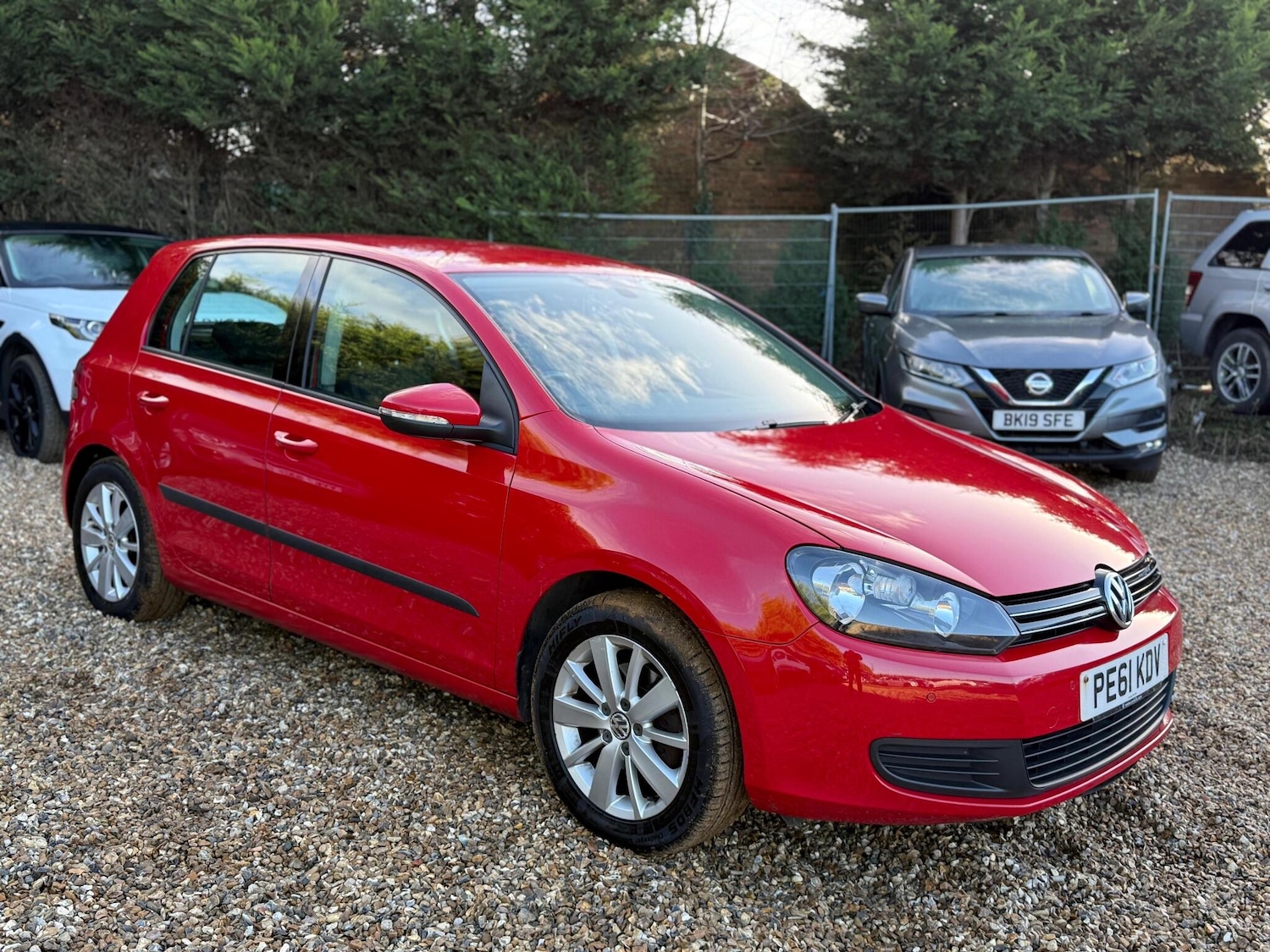 Used Volkswagen Golf 2011 for sale - 76899649: Photo 2