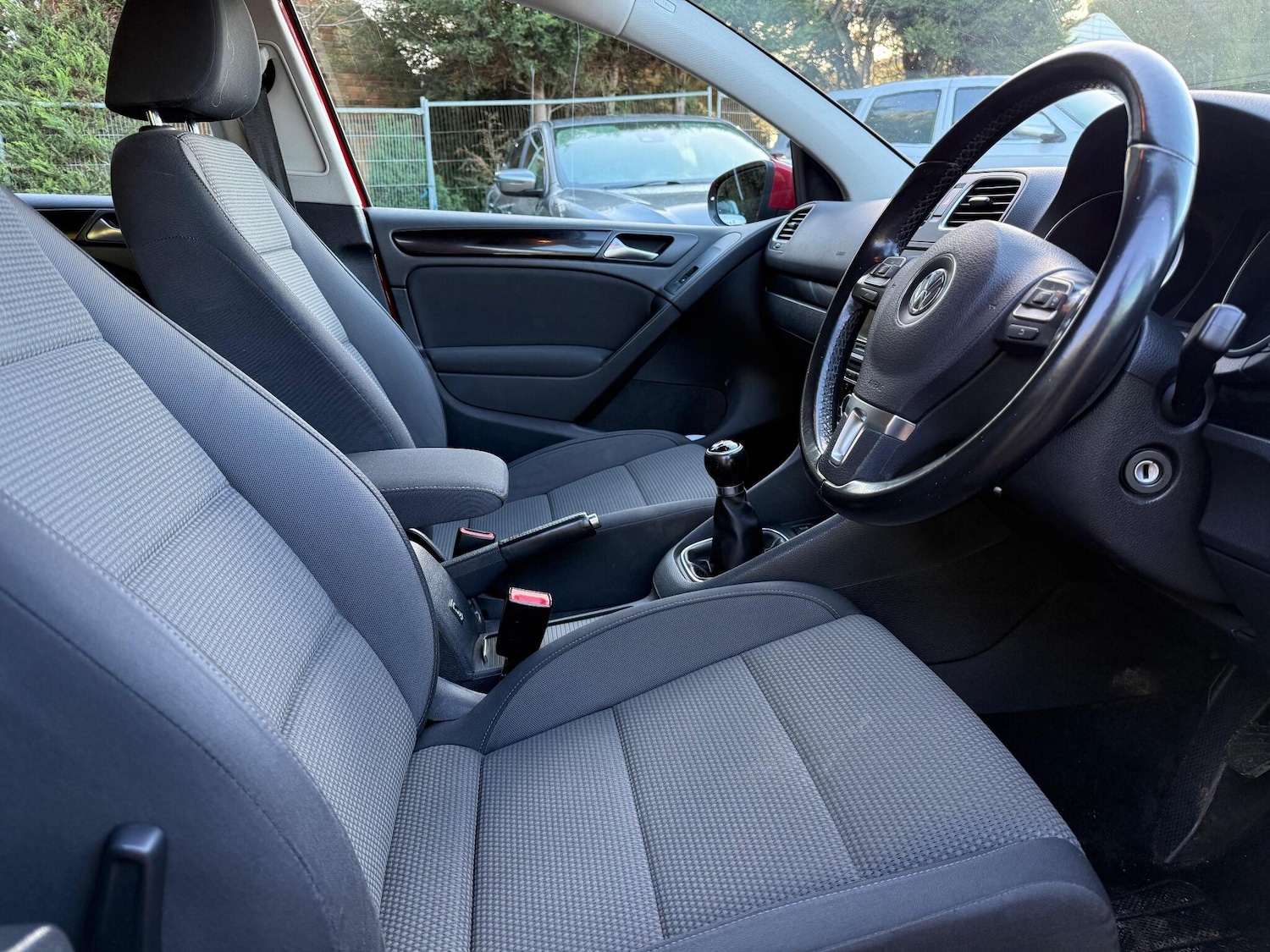 Used Volkswagen Golf 2011 for sale - 76899649: Photo 22