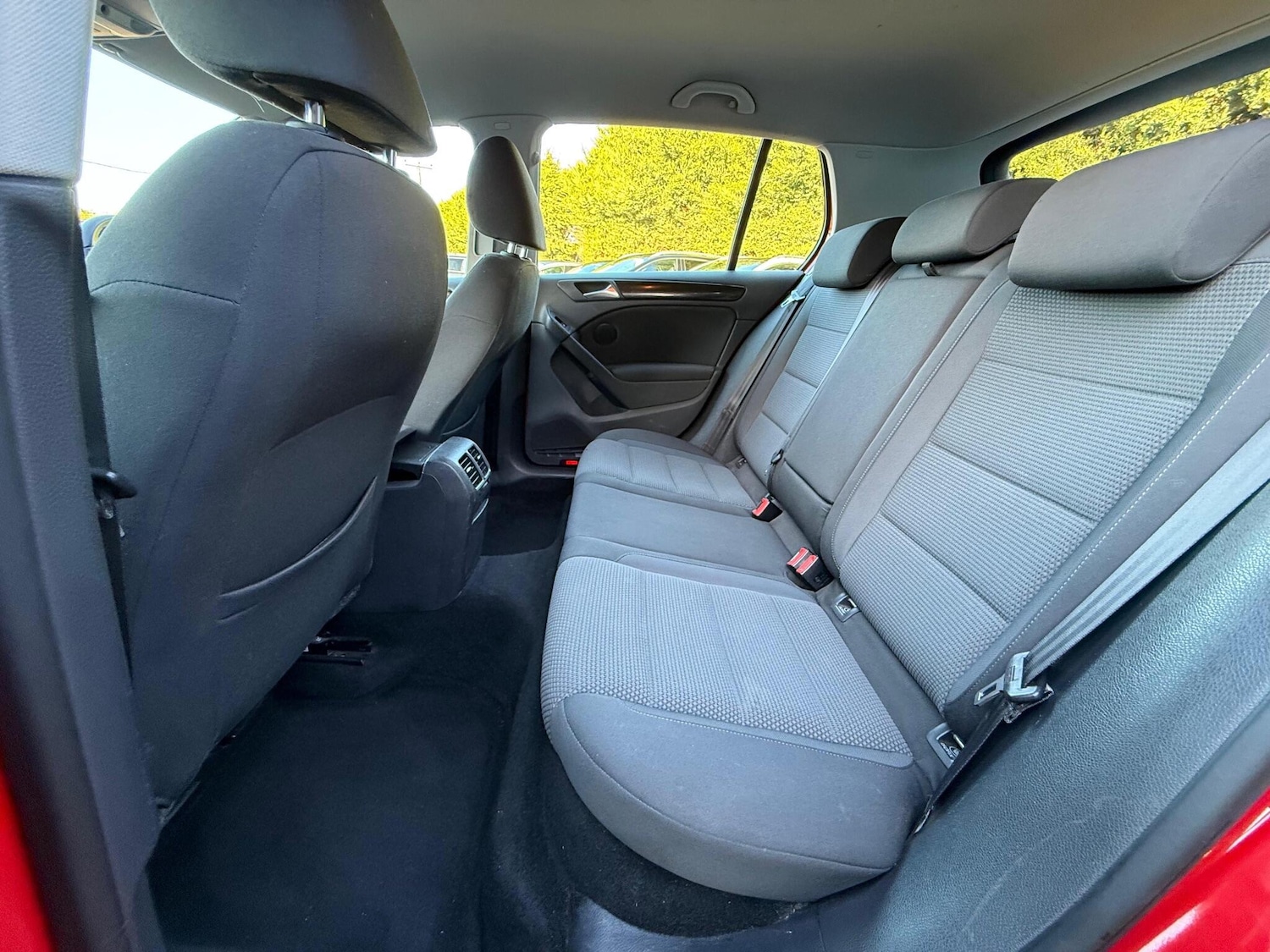 Used Volkswagen Golf 2011 for sale - 76899649: Photo 25