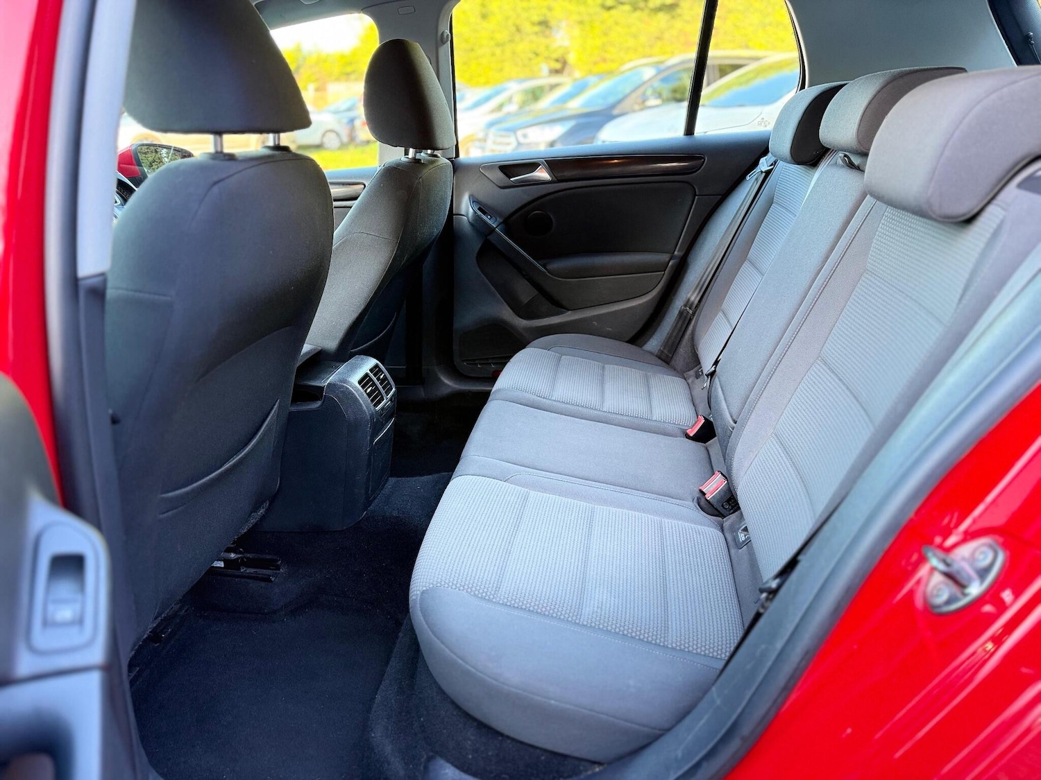 Used Volkswagen Golf 2011 for sale - 76899649: Photo 28