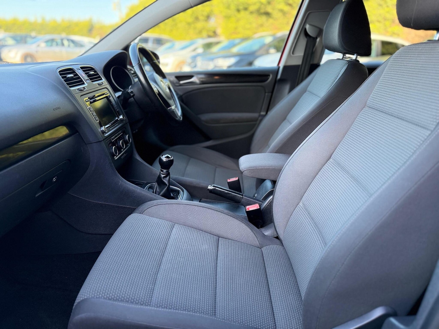 Used Volkswagen Golf 2011 for sale - 76899649: Photo 30