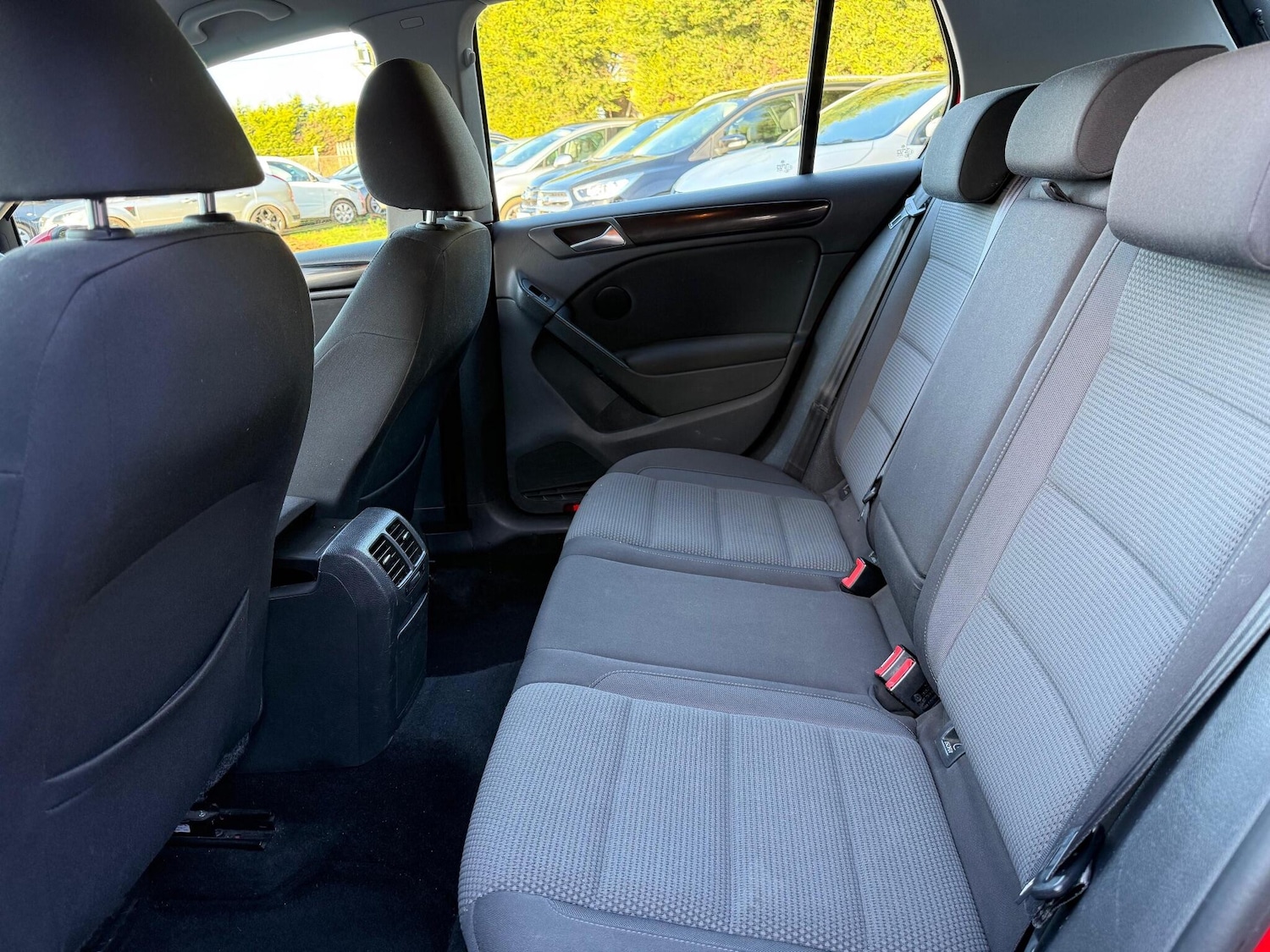 Used Volkswagen Golf 2011 for sale - 76899649: Photo 33