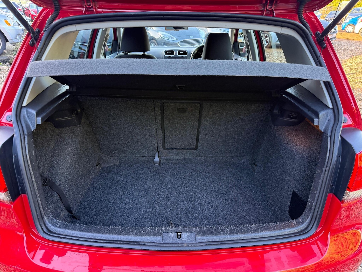 Used Volkswagen Golf 2011 for sale - 76899649: Photo 36