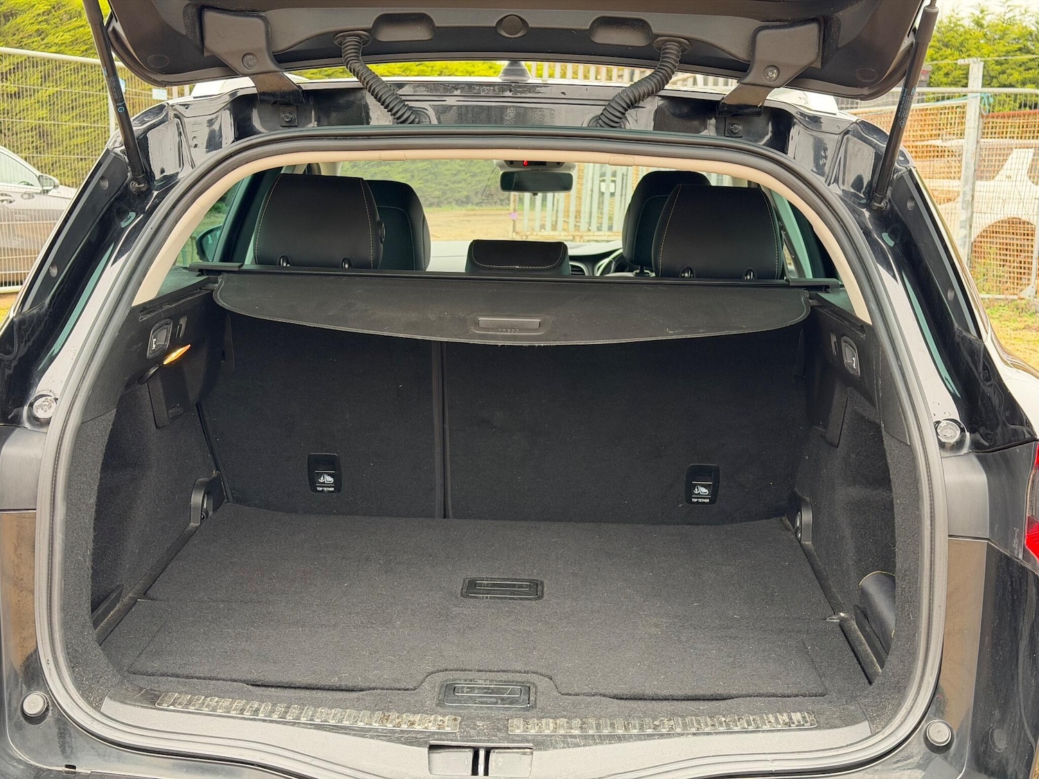 Used Renault Megane 2017 for sale - 76995766: Photo 20