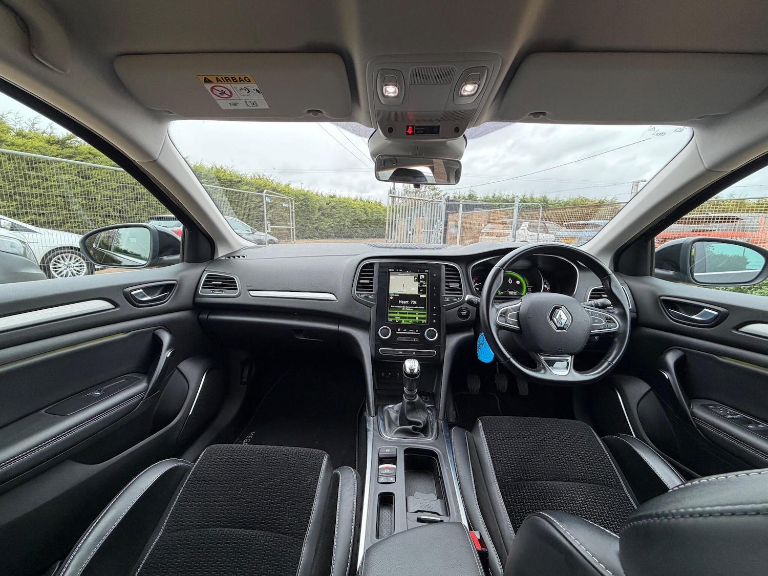 Used Renault Megane 2017 for sale - 76995766: Photo 3