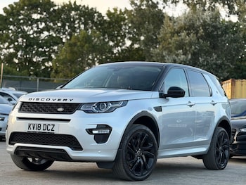 Used Land Rover Discovery Sport 2018 for sale - 79495833: Photo
