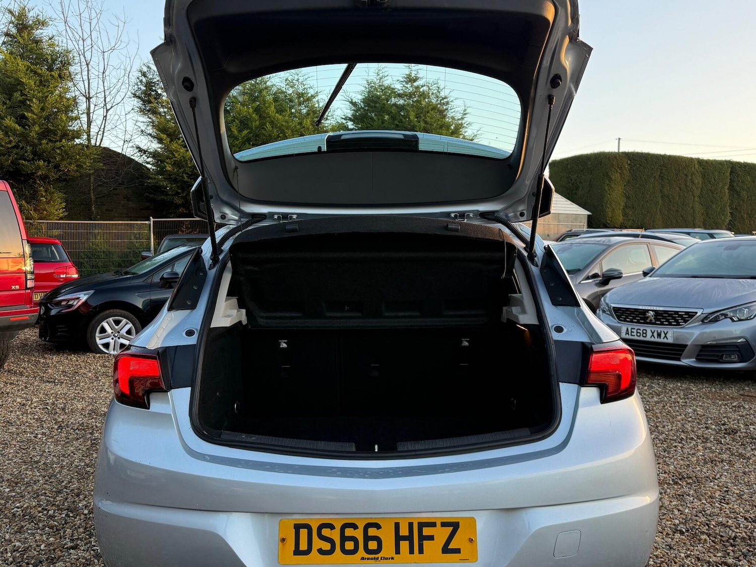 Used Vauxhall Astra 2016 for sale - 77271367: Photo 34