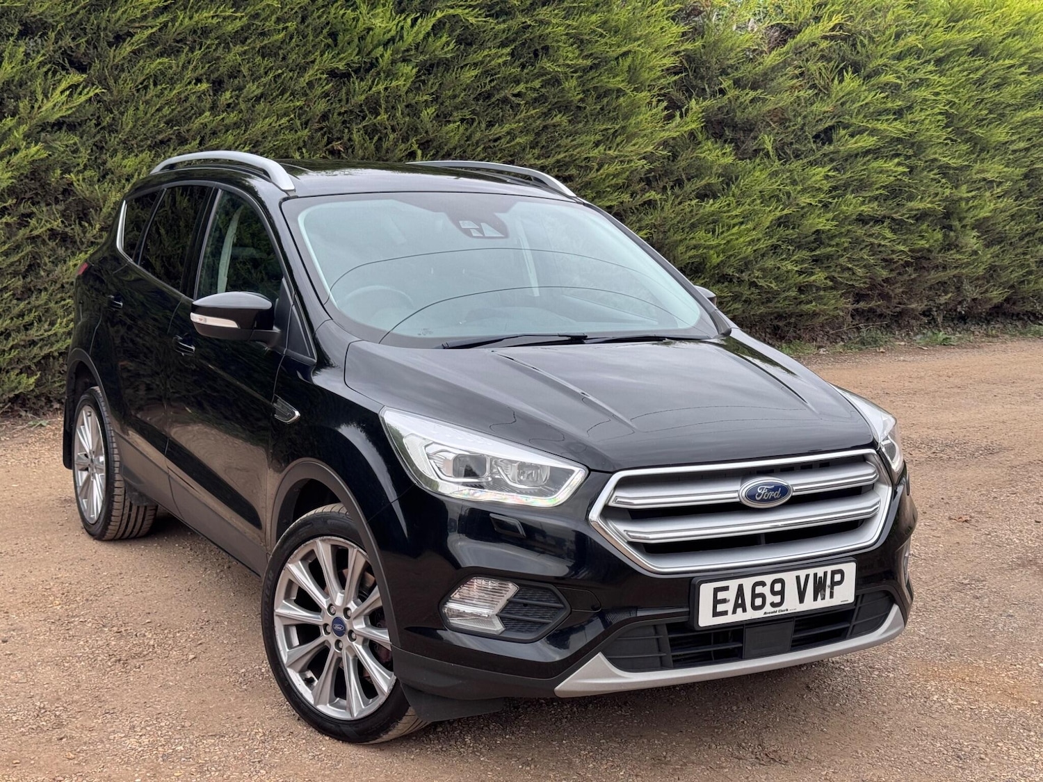 Used Ford Kuga 2019 for sale - 76200895: Photo 2