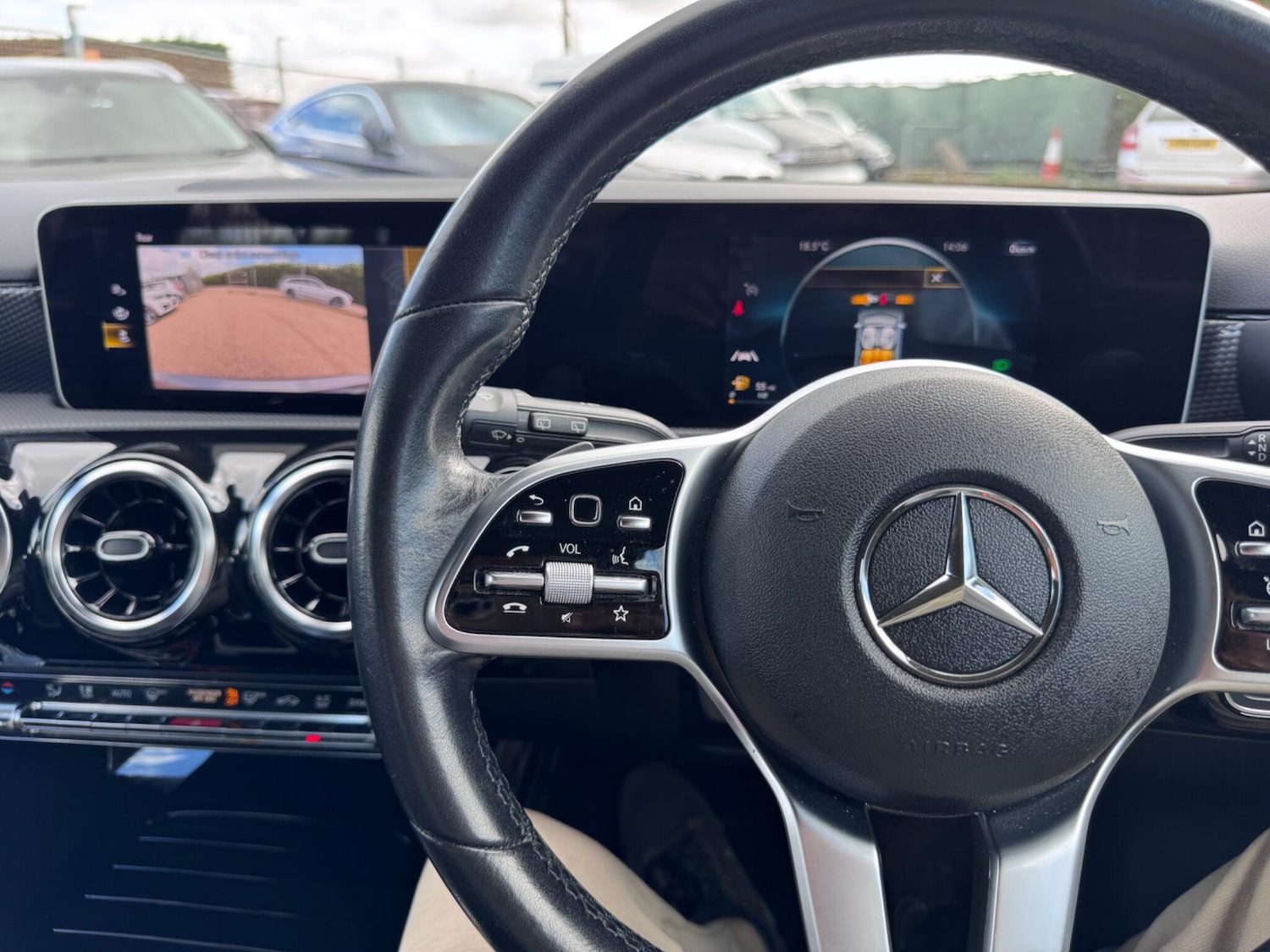 Used Mercedes-Benz A-Class 2018 for sale - 76042927: Photo 29