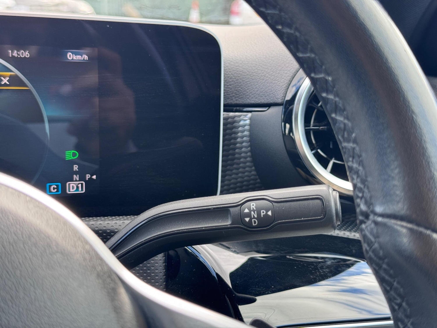 Used Mercedes-Benz A-Class 2018 for sale - 76042927: Photo 30