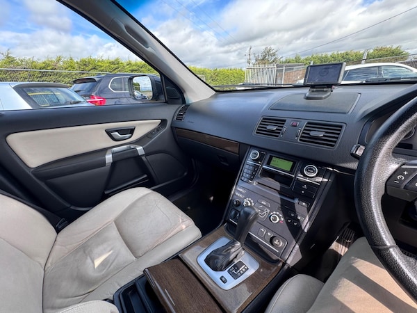 Used Volvo XC90 2010 for sale - 75001497: Photo 40